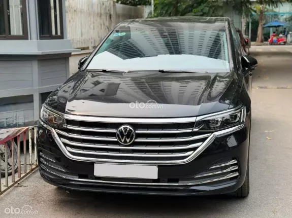 Volkswagen Viloran Luxury 2024 - Xe đẹp bản Luxury, nội thất nâu