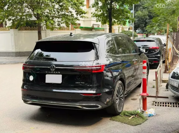 Volkswagen Viloran Luxury 2024 - Xe đẹp bản Luxury, nội thất nâu