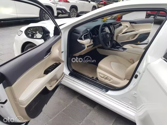 Toyota Camry 2.5Q 2020 - Toyota Camry 2.5Q 2020 - mua bán xe cũ uy tín tại Hà Nội