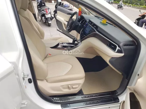 Toyota Camry 2.5Q 2020 - Toyota Camry 2.5Q 2020 - mua bán xe cũ uy tín tại Hà Nội