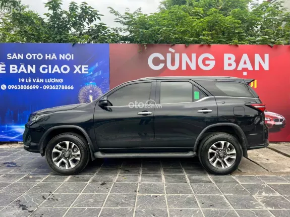 Toyota Fortuner 2.4 AT 4x2 Legender 2022 - Toyota Fortuner 2.4 AT 4x2 Legender 2022 - mua bán xe ô tô cũ uy tín tại Hà Nội