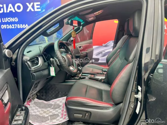 Toyota Fortuner 2.4 AT 4x2 Legender 2022 - Toyota Fortuner 2.4 AT 4x2 Legender 2022 - mua bán xe ô tô cũ uy tín tại Hà Nội
