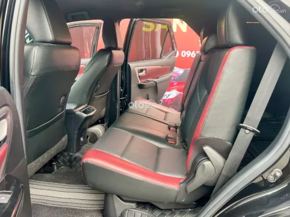 Toyota Fortuner 2.4 AT 4x2 Legender 2022 - Toyota Fortuner 2.4 AT 4x2 Legender 2022 - mua bán xe ô tô cũ uy tín tại Hà Nội