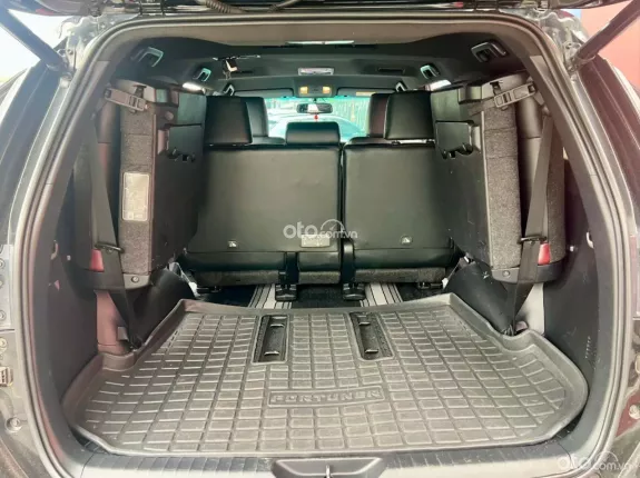 Toyota Fortuner 2.4 AT 4x2 Legender 2022 - Toyota Fortuner 2.4 AT 4x2 Legender 2022 - mua bán xe ô tô cũ uy tín tại Hà Nội