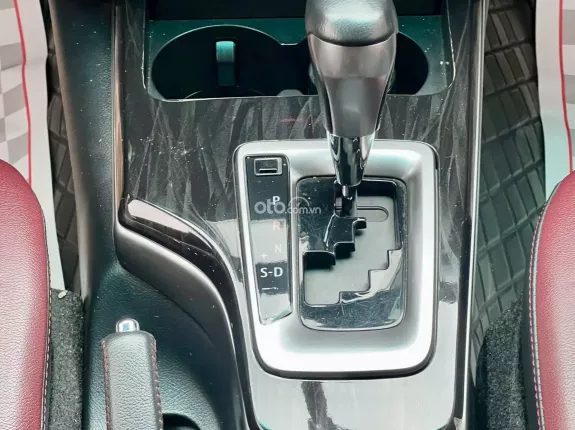 Toyota Fortuner 2.4 AT 4x2 Legender 2022 - Toyota Fortuner 2.4 AT 4x2 Legender 2022 - mua bán xe ô tô cũ uy tín tại Hà Nội