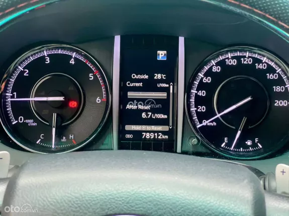 Toyota Fortuner 2.4 AT 4x2 Legender 2022 - Toyota Fortuner 2.4 AT 4x2 Legender 2022 - mua bán xe ô tô cũ uy tín tại Hà Nội