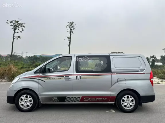 Hyundai Grand Starex 2.5 MT 2016 - Bán Starex tải van 6 chỗ, tải 670kg đời 2016