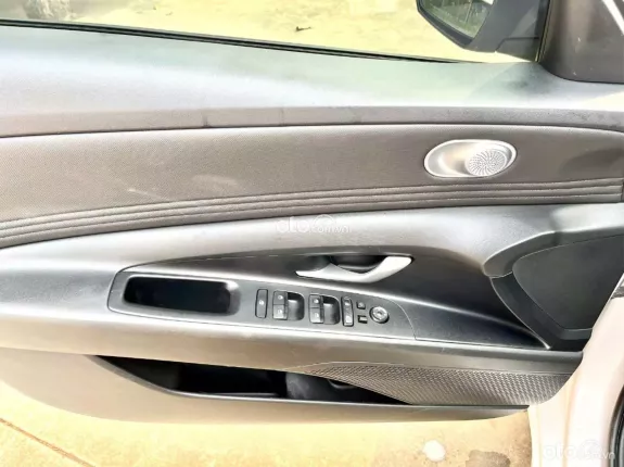 Hyundai Elantra 1.6 AT Đặc biệt 2024 - Lướt 1 chủ, đẹp xuất sắc!