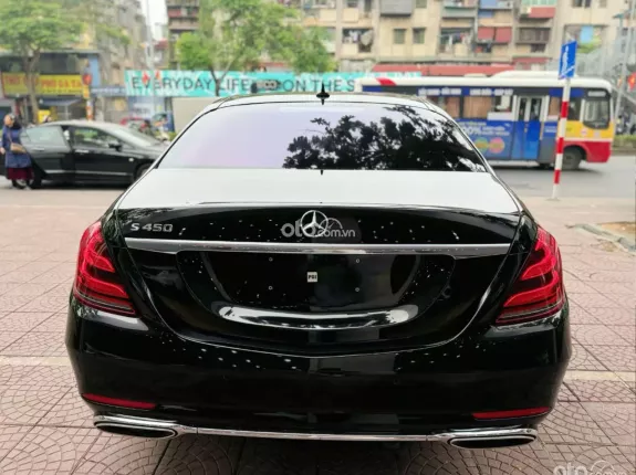Mercedes-Benz S450L Luxury 2020 - Xe đen nội thất nâu sang trọng