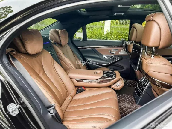 Mercedes-Benz S450L Luxury 2020 - Xe đen nội thất nâu sang trọng