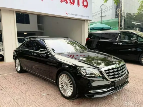 Mercedes-Benz S450L Luxury 2020 - Xe đen nội thất nâu sang trọng