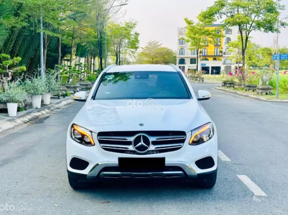 Mercedes-Benz GLC 250 4Matic 2018 - Xe đẹp, bảo dưỡng hãng đầy đủ