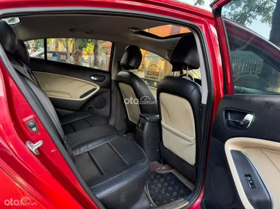 Kia Cerato 1.6 AT Luxury 2017 - Xe như mới