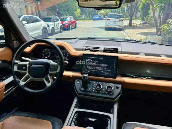 Land Rover Defender 110X 2024 - Tiết kiệm ngay 1tỉ, bank 70%