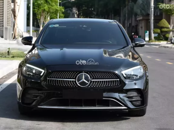 Mercedes-Benz E300 AMG 2021 - MERCEDES E300 AMG