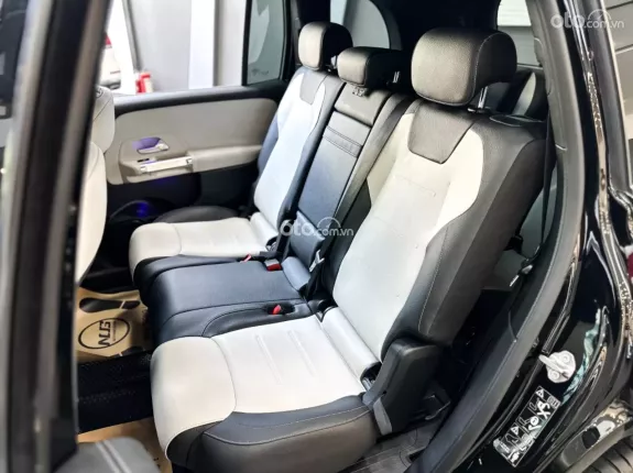 Mercedes-Benz GLB 200 AMG 2022 - Mercedes GLB200 AMG Form thể thao, nội thất sang xịn