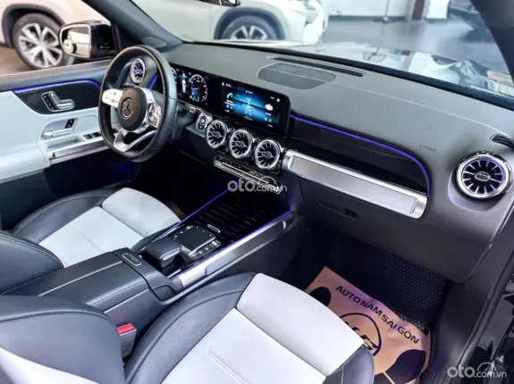 Mercedes-Benz GLB 200 AMG 2022 - Mercedes GLB200 AMG Form thể thao, nội thất sang xịn