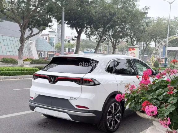 VinFast VF8 Plus 2024 - SUV điện chạy ít km như mới