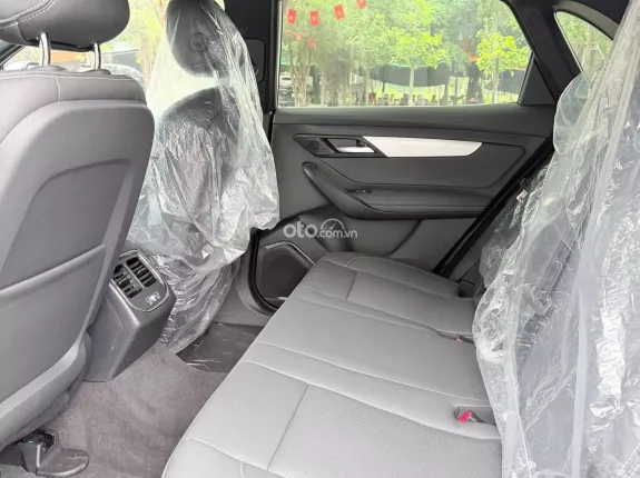 VinFast VF8 Plus 2024 - SUV điện chạy ít km như mới