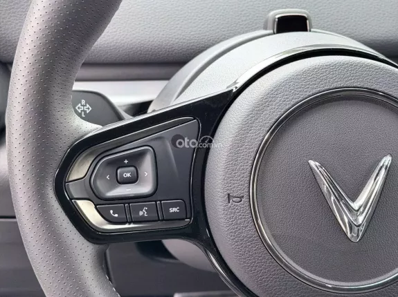 VinFast VF8 Plus 2024 - SUV điện chạy ít km như mới