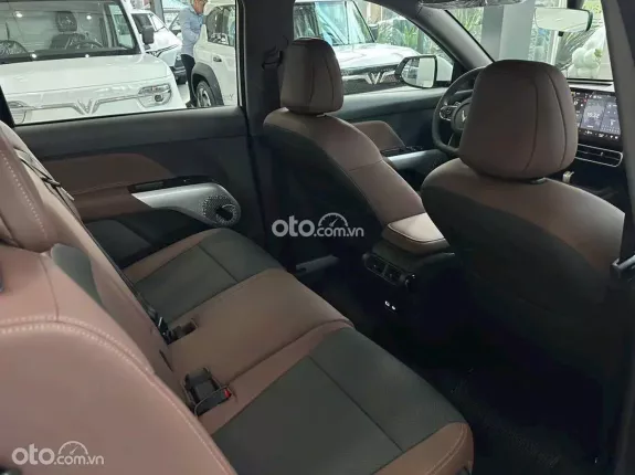 VinFast VF MPV7 2026 - Giảm ngay 147tr trừ thẳng vào giá xe