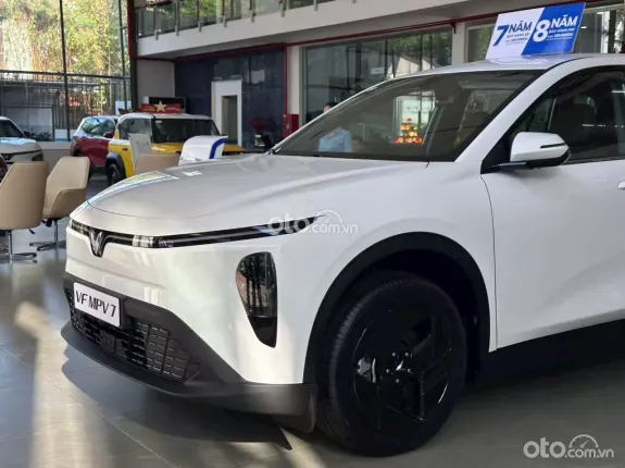 VinFast VF MPV7 2026 - Giảm ngay 147tr trừ thẳng vào giá xe