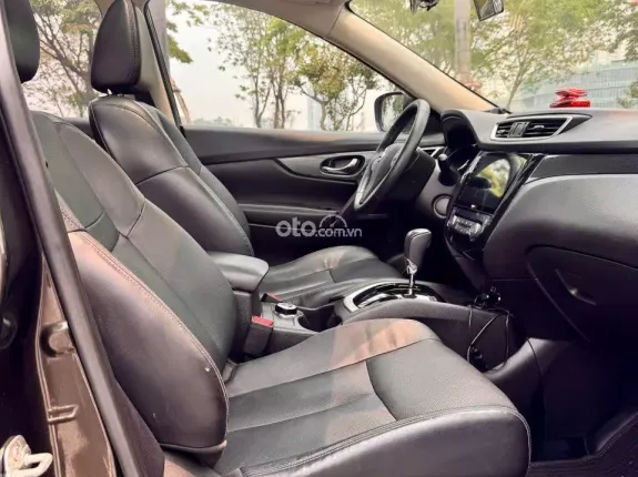 Nissan X trail 2.5 SV 4WD 2017 - Chủ đi giữ gìn, giá tốt thương lượng