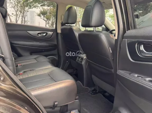 Nissan X trail 2.5 SV 4WD 2017 - Chủ đi giữ gìn, giá tốt thương lượng