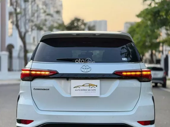 Toyota Fortuner 2.4 AT 4x2 Legender 2021 - Chủ đi giữ gìn, giá tốt thương lượng