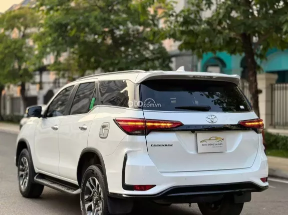 Toyota Fortuner 2.4 AT 4x2 Legender 2021 - Chủ đi giữ gìn, giá tốt thương lượng