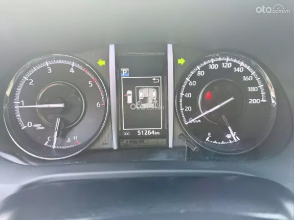 Toyota Fortuner 2.4 AT 4x2 Legender 2021 - Chủ đi giữ gìn, giá tốt thương lượng