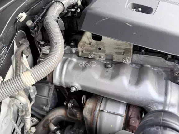 Toyota Fortuner 2.4 AT 4x2 Legender 2021 - Chủ đi giữ gìn, giá tốt thương lượng