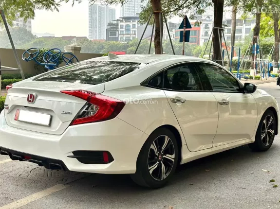 Honda Civic 1.5 L 2018 - Rẻ Đẹp