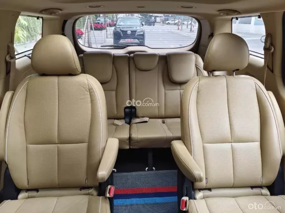 Kia Sedona 2.2 Platinum D 2017 - Đẹp chất