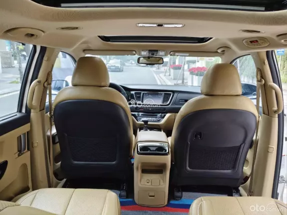 Kia Sedona 2.2 Platinum D 2017 - Đẹp chất