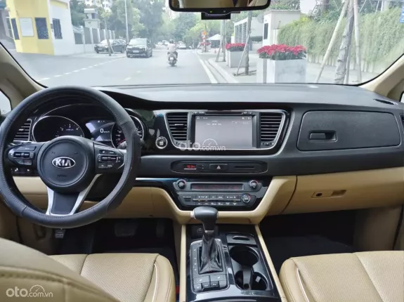 Kia Sedona 2.2 Platinum D 2017 - Đẹp chất