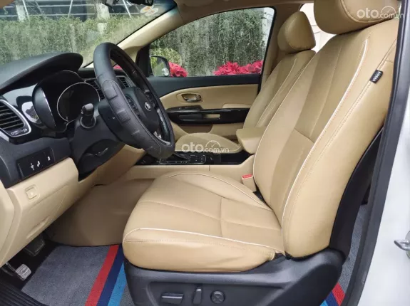 Kia Sedona 2.2 Platinum D 2017 - Đẹp chất