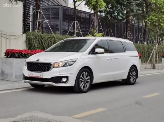 Kia Sedona 2.2 Platinum D 2017 - Đẹp chất