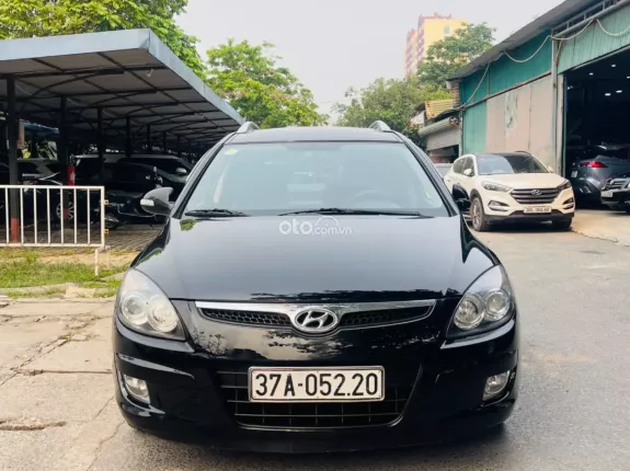 Hyundai i30 CW 1.6 AT 2011 - Nhập khẩu