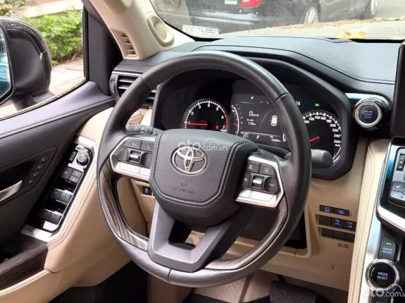 Toyota Land Cruiser VX 4.6 V8 2024 - Toyota Lancruiser LC300 2024