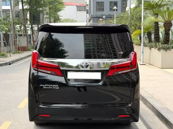 Toyota Alphard Executive Lounge 2019 - Toyota Alphard 2020