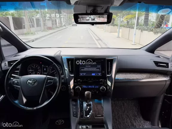 Toyota Alphard Executive Lounge 2019 - Toyota Alphard 2020