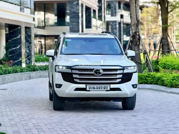 Toyota Land Cruiser V6 3.5L TURBO 2023 - Xe cực đẹp, nội thất kem