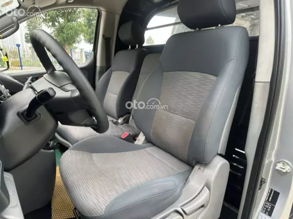 Hyundai Grand Starex 2.5 MT 2017 - Hyundai Grand Starex 2017 Van 2.5 máy dầu, số sàn cực chất!