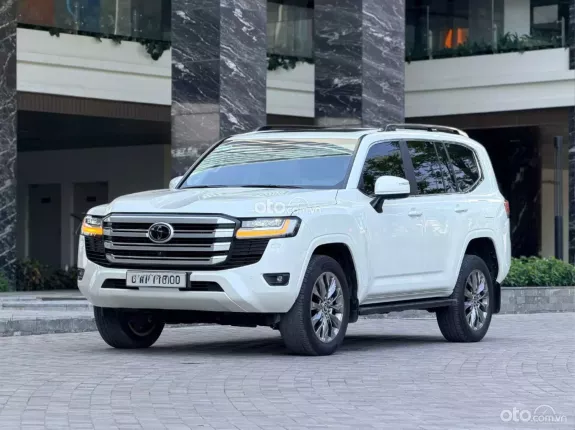 Toyota Land Cruiser V6 3.5L TURBO 2023 - Xe màu trắng nội thất kem