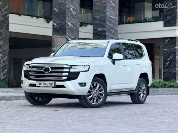 Toyota Land Cruiser V6 3.5L TURBO 2023 - Xe màu trắng nội thất kem