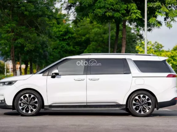 Kia Carnival 2.2D Signature 2022 - Kia Carnival 2.2D Signature 2022