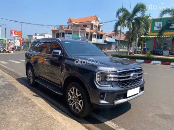 Ford Everest Titanium 2.0 AT 4x2 2024 - Mới quá