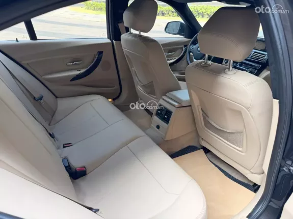 BMW 320i 2016 - LCI máy B48 màu Nâu/Kem xe zin cứng 99% rất đẹp