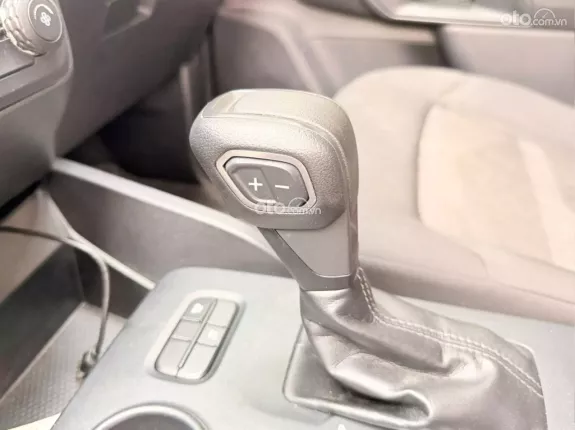 Ford Ranger XLS 2.0L 4x2 AT 2024 - BÁN TẢI 5 CHỖ SỐ TỰ ĐỘNG_CHỞ HÀNG HÓA_XE CHÍNH HÃNG